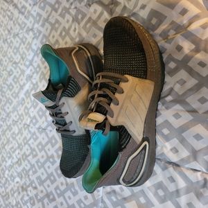 Adidas Ultraboost 19